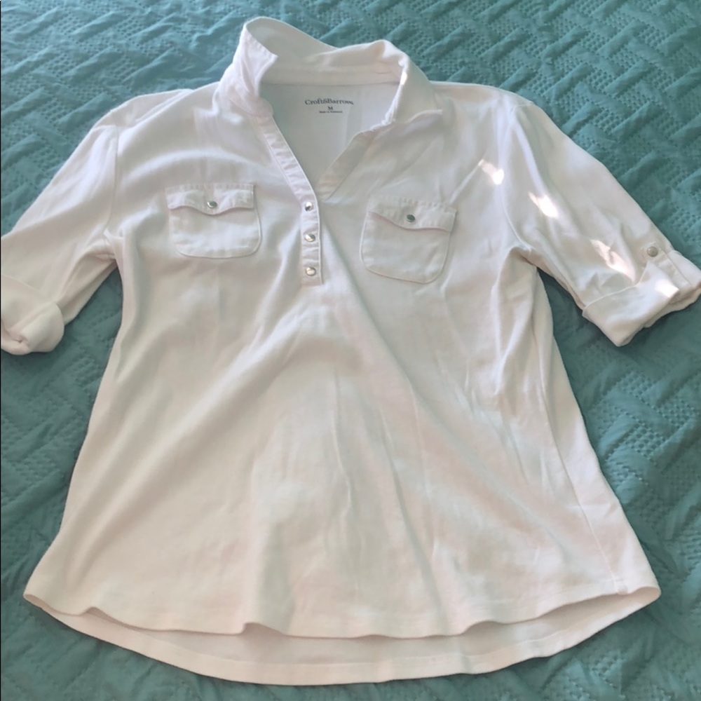 White 3/4 length shirt